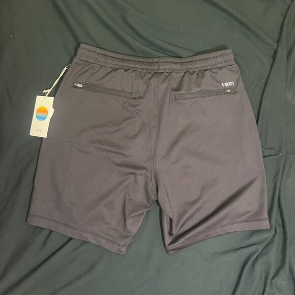 -NWT- VUORI SUNDAY PERFORMANCE SHORT 8" IN BLACK SZ M - Picture 2 of 4